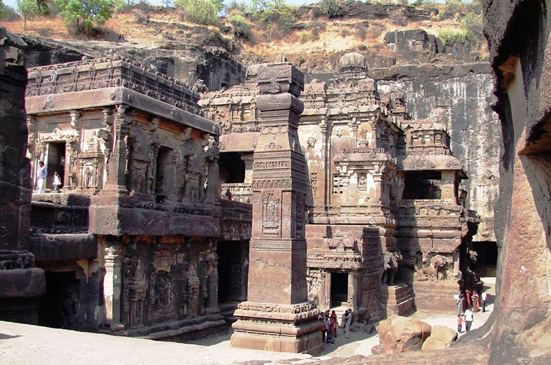 Places to visit near Shirdi Sai Baba Temple. Location to visit near Shirdi. #Shirdi #BestHotel #SaiBaba #ShirdiStay #Verul